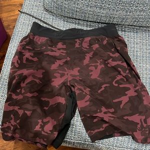 Men’s Lulu shorts